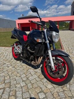Suzuki GSR 600 Yoshimura
