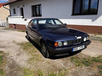 BMW 5 E34 520i  3 sady kol, bedny dílů 236000km