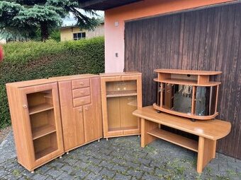 Nábytek obývák kus 500kč