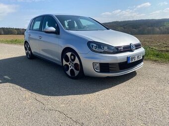 VW GOLF 6 GTI 2.0 TFSI STAGE 2 APR 2011
