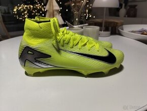 Kopačky Nike 44