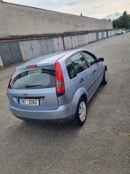 Prodám Ford fiesta 1.3 - 1