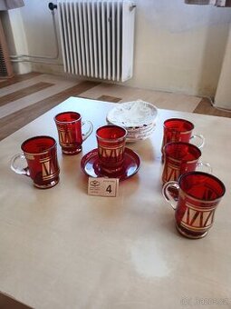 Skleněný set