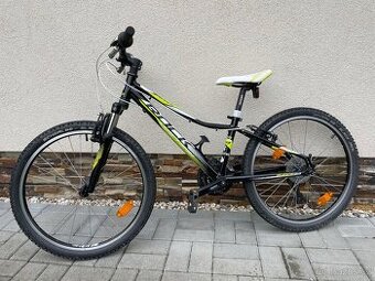 Destke kolo Rockmachine vel 24