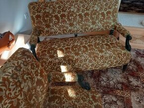 Starozitna sofa sedacka s křeslem