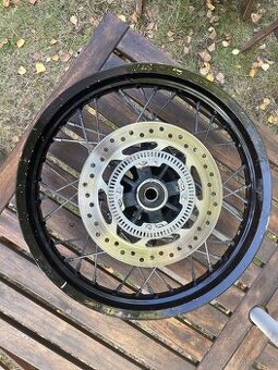 Prodám zadní 18' kolo na Triumph Scrambler 1200 - Excel