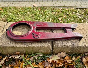 Jawa ČZ 250 350 pulbuben - kryt retezu