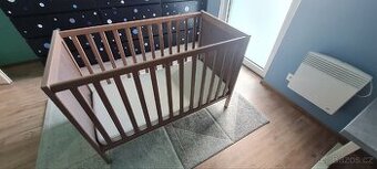 Dětská postýlka (120x60cm)