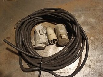 Prodlužovák 380 - 4 žíly