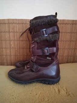 dívčí kozačky - velikost 34