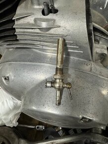 Jawa perak Uloženka palivový kohout