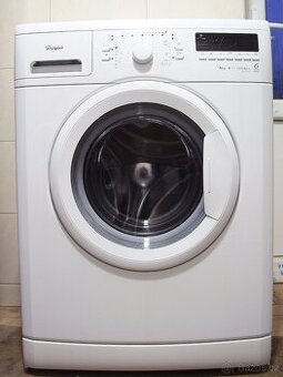 Úzká pračka WHIRLPOOL