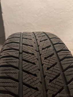 Zimní sada 16” na Ford Mondeo – pěkné gumy, DOT 2022