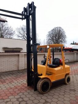 HYSTER  H2.50XM    RV  2004