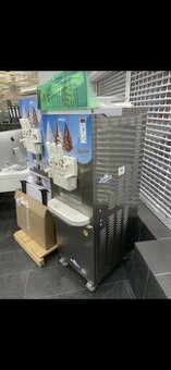 Zmrzlinový stroj KOUPÍM