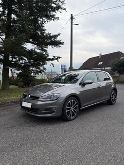 Volskwagen VW Golf 7 1.4 TSI 103kW Highline manuál 2014 TOP