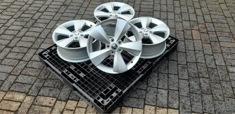 Škoda Kodiaq , nová kola 17"