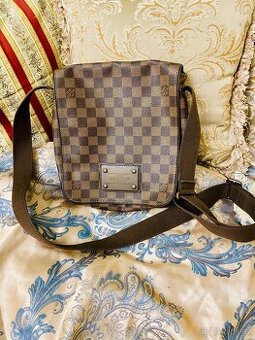 LOUIS VUITTON Brooklyn PM Damier Ebene Canvas