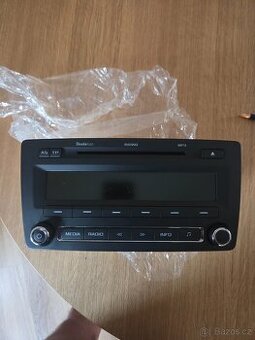 Octavia 2 radio  SWING