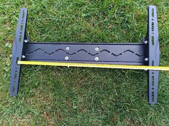 Výklopný držák tv na zeď