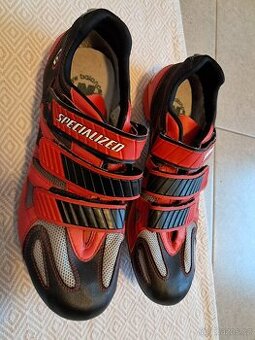 Tretry na kolo Specialized 44