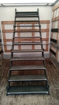 Železodřevěné schody