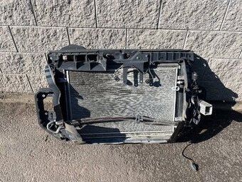 Audi A6 4F. Chladičová stěna Mororizace 3.2 V6