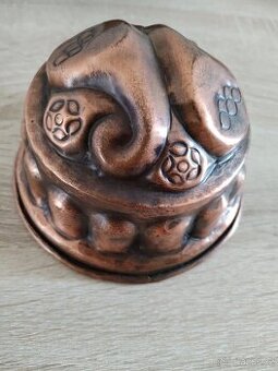 Měděná forma na bábovku ll