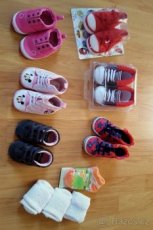 Set 10ks - Boticky+ ponozky. 0-6mesicu