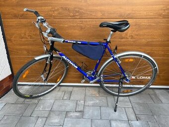 Trekové kolo Author Stratos