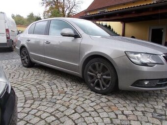 skoda superb 2 fac.2.0tdi veskere nd.kod barvy 9202