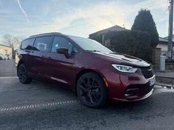 Chrysler Pacifica 3,6 4x4 AWD S type Radar 2022