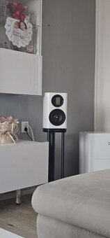 WHARFEDALE  ewo 4.1REPRO vcetne stojanu ˇˇ  CAMBRIDGE AUDIO