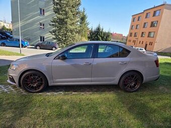 Škoda Octavia 3 RS,2.0 tdi, koupeno nové v ČR.