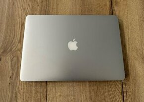 Apple MacBook Pro 15" late 2013 - 1