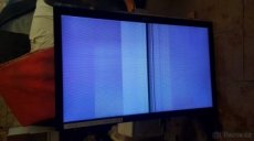 LCD TV Toshiba 42SL738G 106.7 cm (42") Full HD na opravu - 1