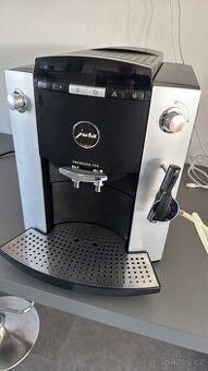 Jura f50 kavovar