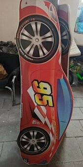 Dětská postel auto
