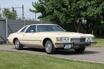 1974 Buick Riviera 455 V8 - vynikající originální stav