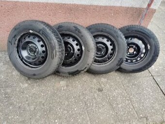 Zimní pneu 175/70/14 s disky