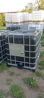 Černá IBC nádrž - čistá - 1000 litrů