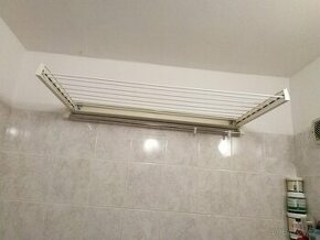PRODÁM SKLÁDACÍ VĚŠÁK NA PRÁDLO DO KOUPELNY