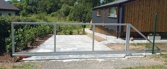 Posuvná samonosná brána průjezd 370cm