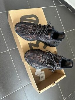 Adidas YEEZY BOOST 350 V2