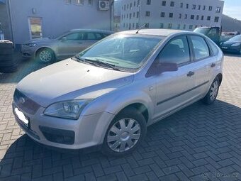 Prodám Ford Focus r.v. 2005, 1.6i 74kw