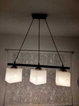 Prodám závěsný lustr (3)+Led žárovky