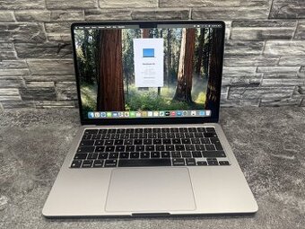 MacBook Air 13 2022 M2 / 8GB / 256GB