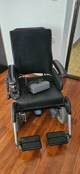 Elektrický invalidní vozík Handicare