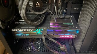 Grafická karta Gigabyte GeForce RTX 4070 Gaming OC 12G