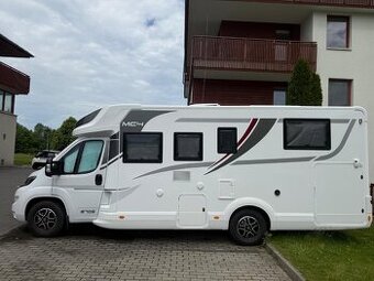 Karavan McLouis MC4 870 – TOP STAV Jen 2 600 km, luxusní vý